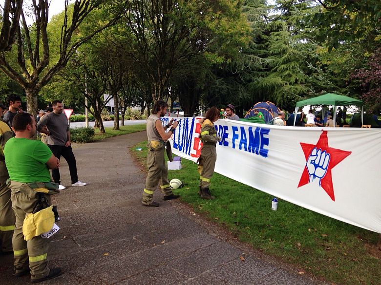 2016 09 19 ManifaAcampadaSeagaSantiago08.jpg